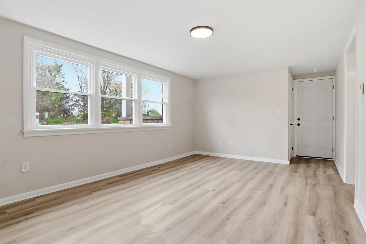 234 Hartley Rd - Photo 4 of 47