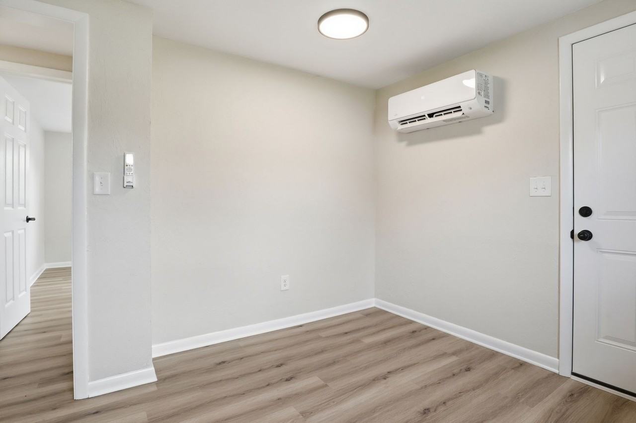 234 Hartley Rd - Photo 5 of 37
