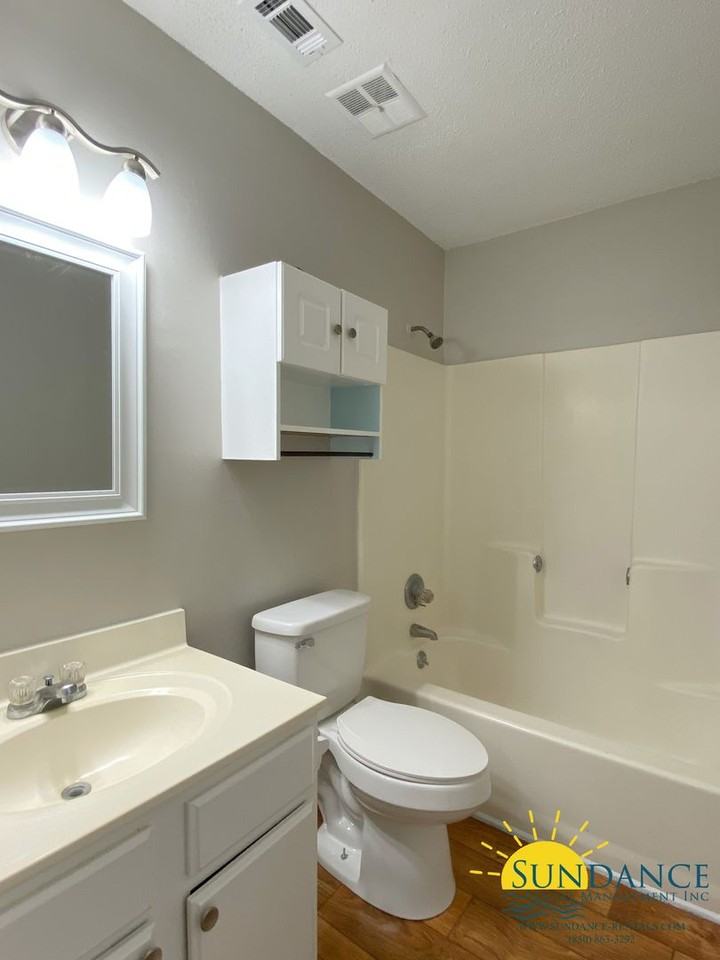 788-C Navy St - Photo 5 of 8