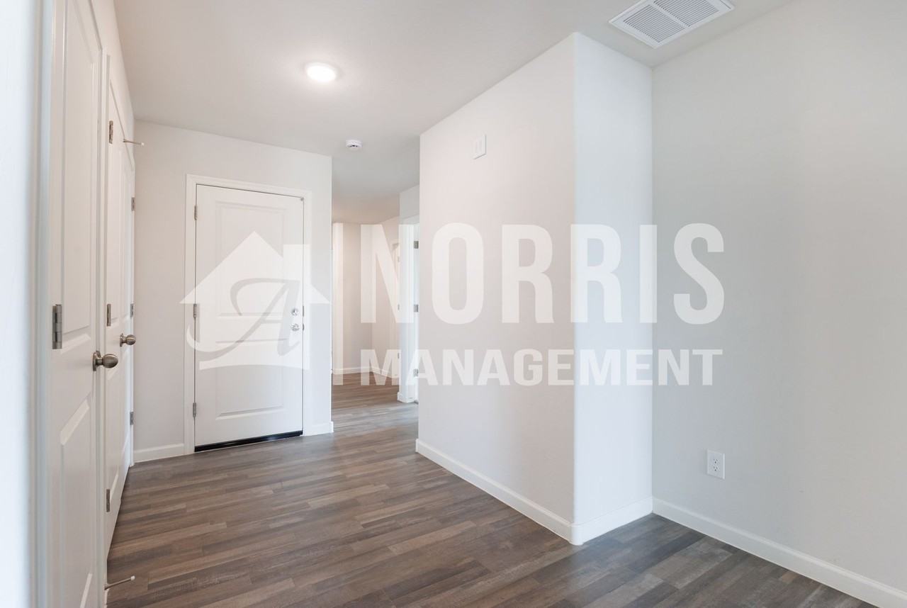 11164 W Xavier Dr - Photo 6 of 44