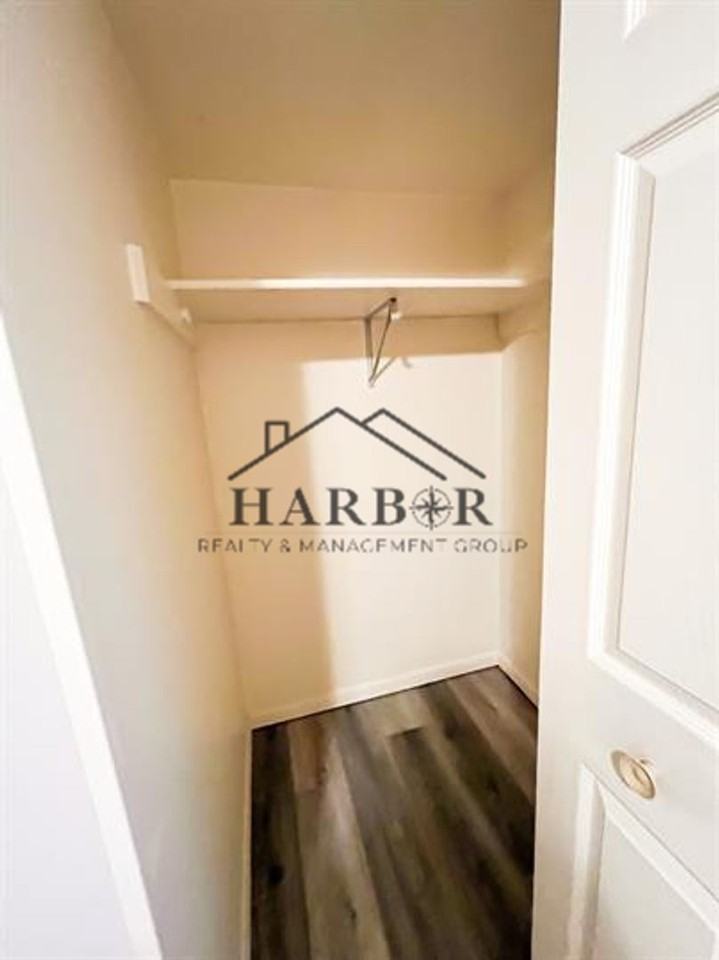 123 11th Ave Se - Photo 6 of 13