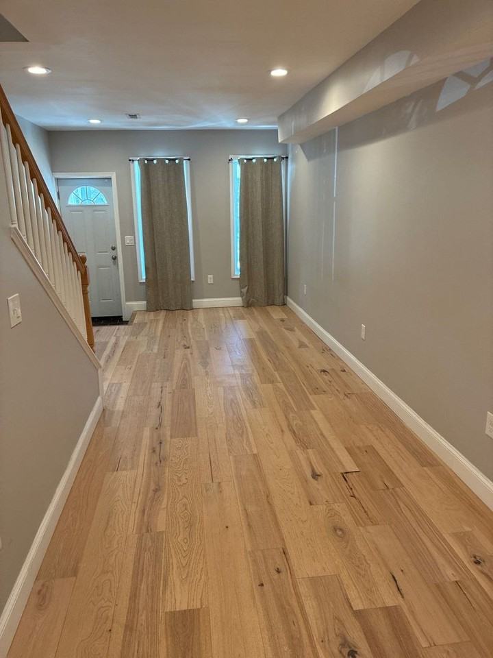 1403 Race St - Photo 7 of 18