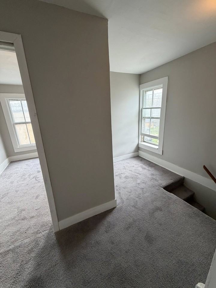 36 Spring St #1 - Photo 5 of 9