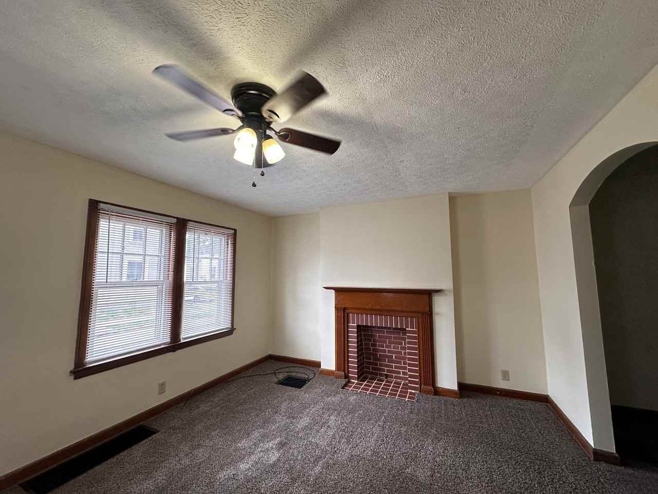 154 Arnold Ave #154 - Photo 4 of 11