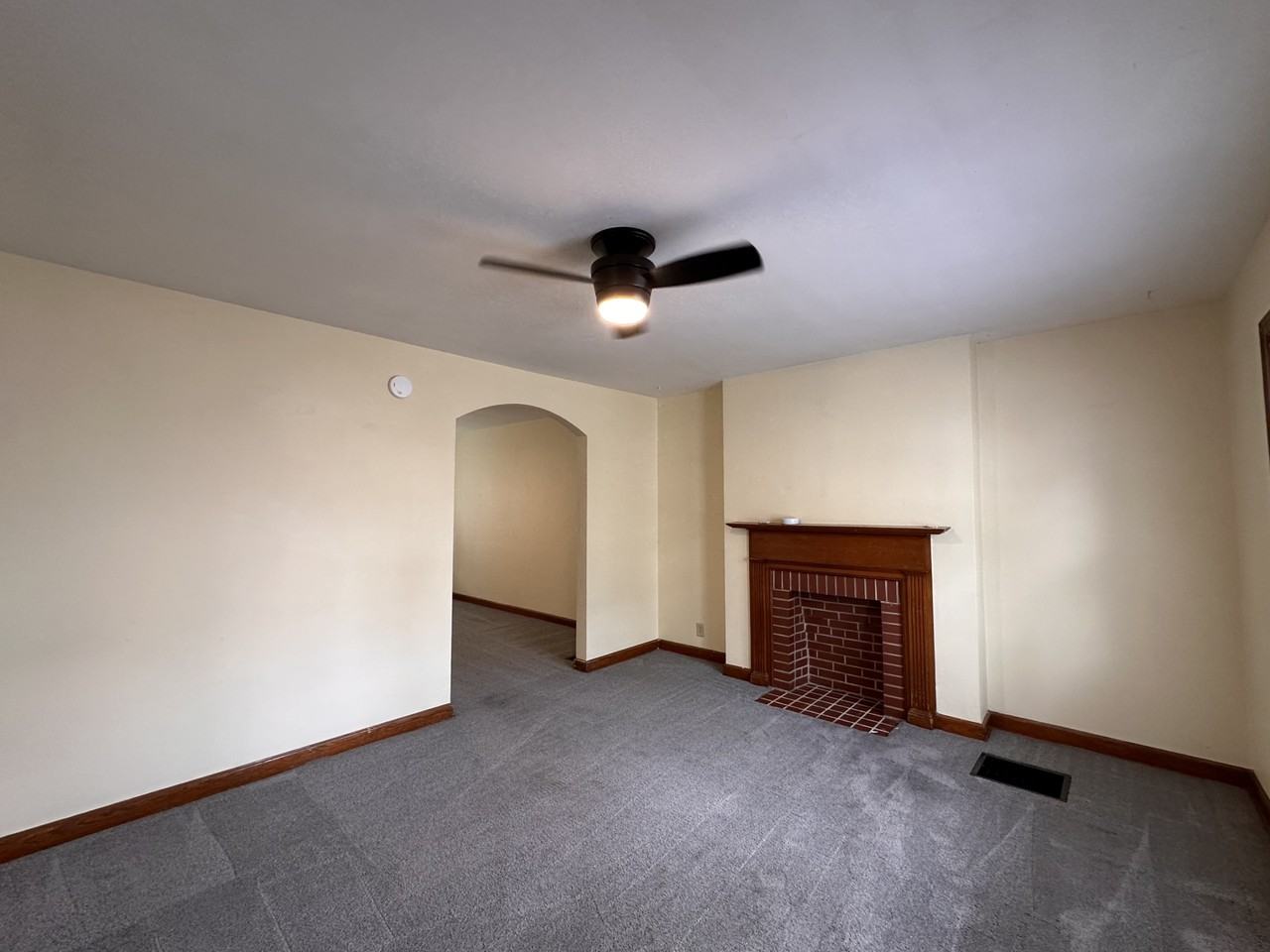 152 Arnold Ave #152 - Photo 2 of 9