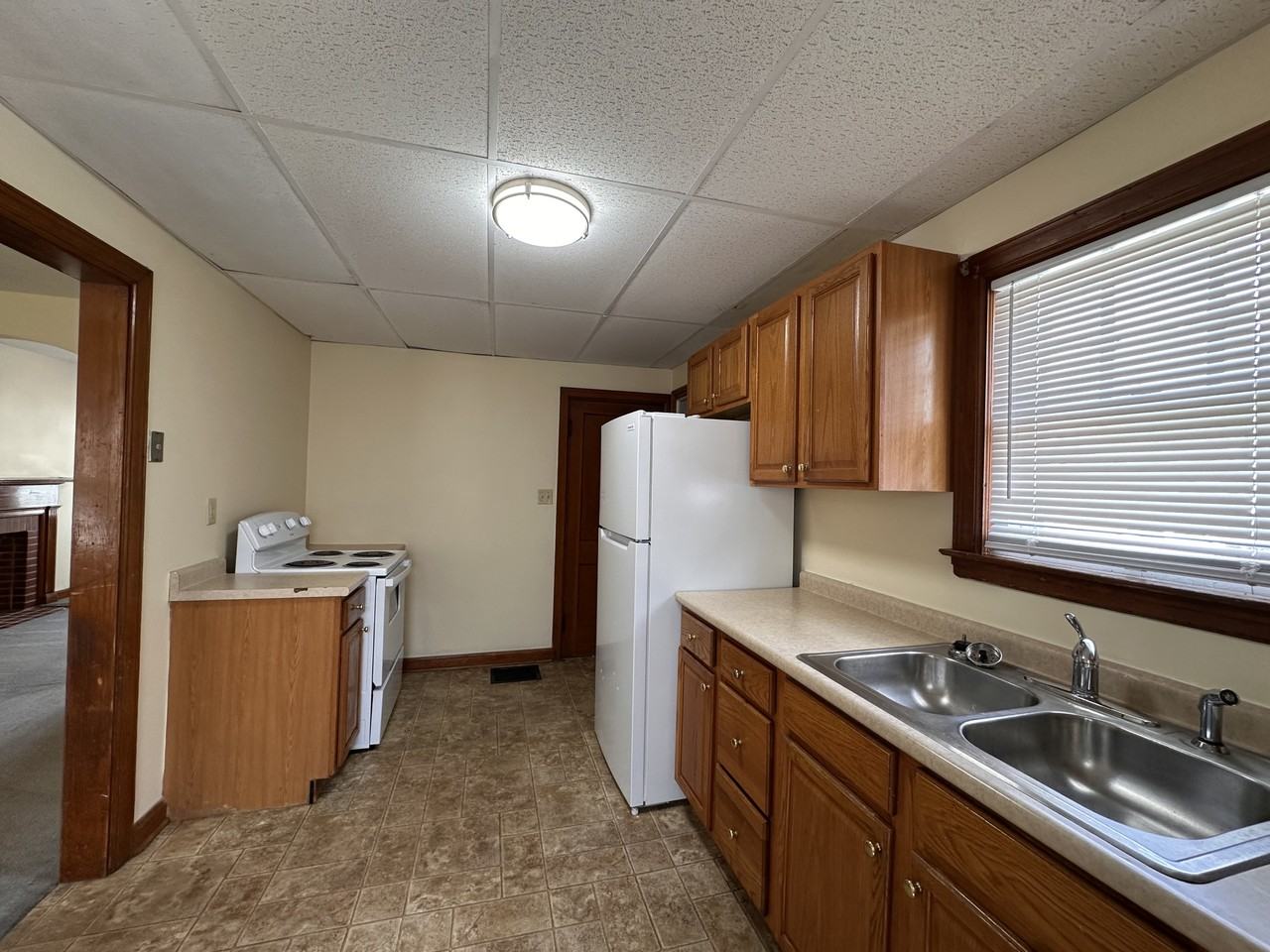 152 Arnold Ave #152 - Photo 5 of 9