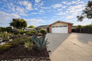 featured image of 835 Nicklaus St