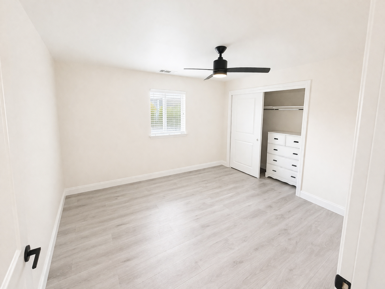 835 Nicklaus St - Photo 5 of 10