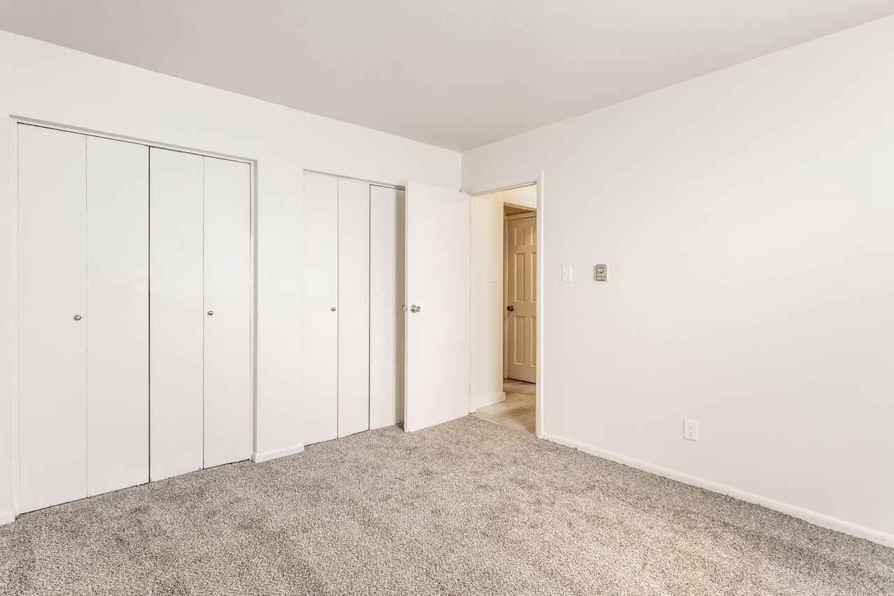 Cedarbrook - Photo 6 of 18