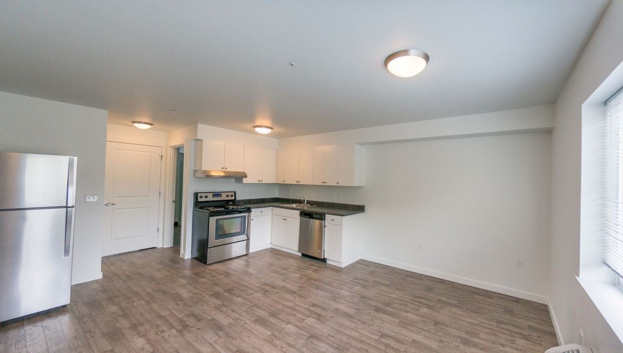 5624 SE 22nd Avenue - Photo 3 of 17