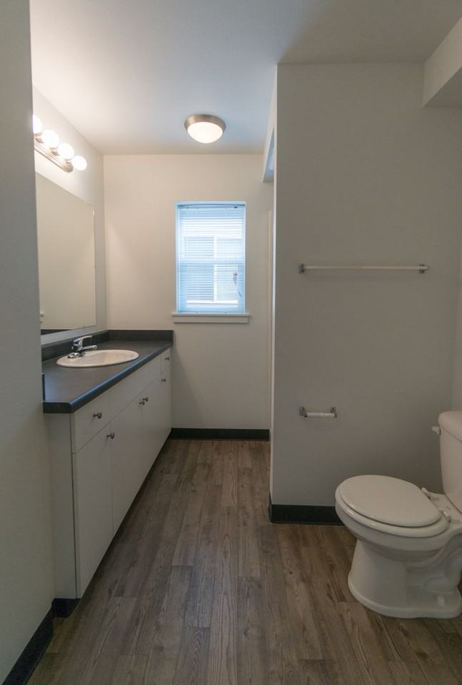5624 SE 22nd Avenue - Photo 7 of 17
