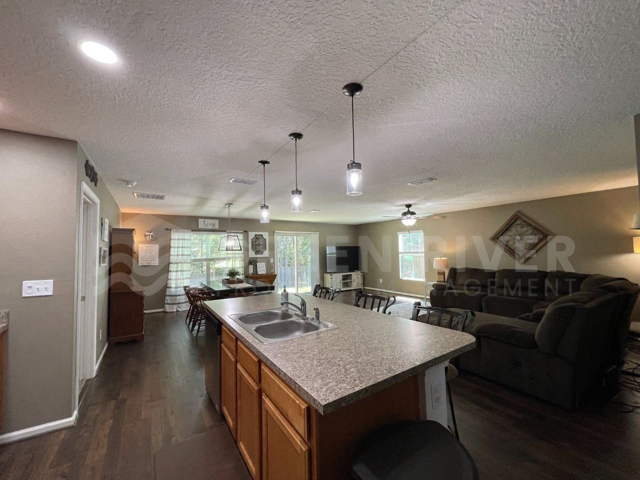 15366 Bareback Dr - Photo 3 of 28