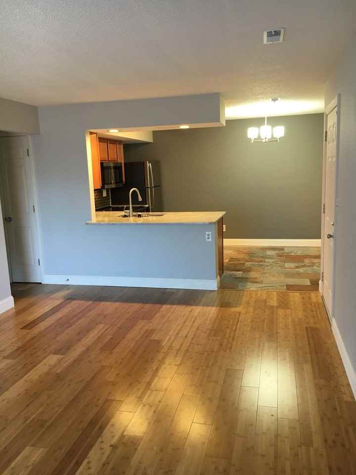 1460 Summergate Pkwy - Photo 4 of 9