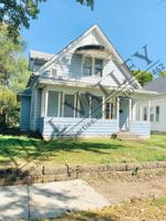 featured image of 2206 2nd Ave