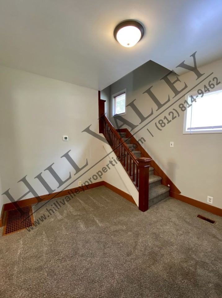 2206 2nd Ave - Photo 2 of 17