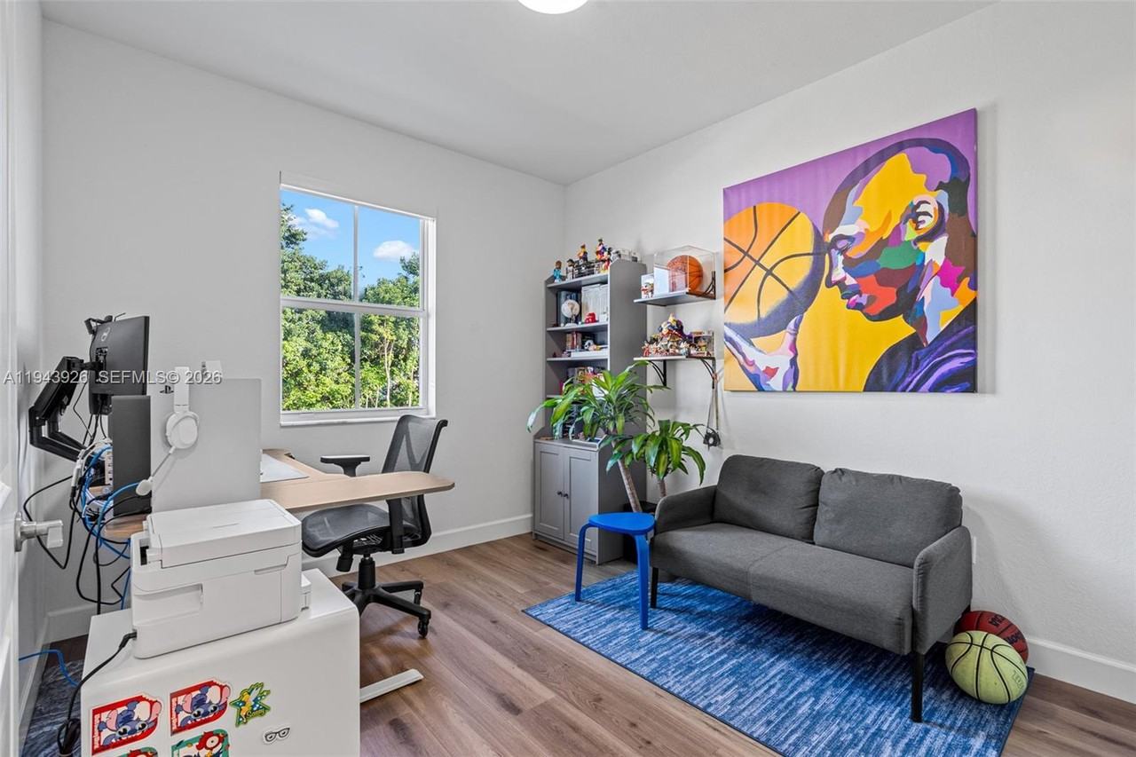 16276 Southwest 291st Street #16276 - Photo 6 of 21