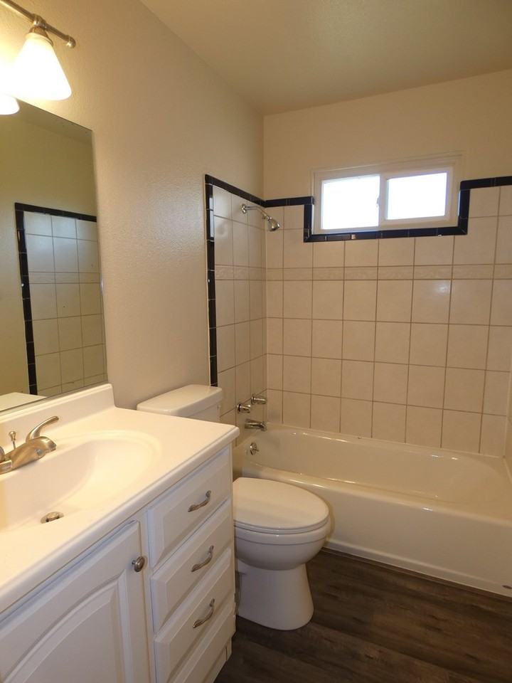 622 Wigeon Way - Photo 7 of 11