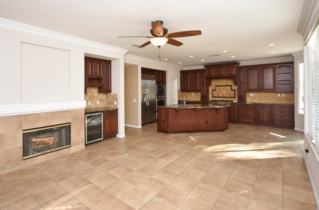 4985 Eucalyptus Ln - Photo 5 of 25