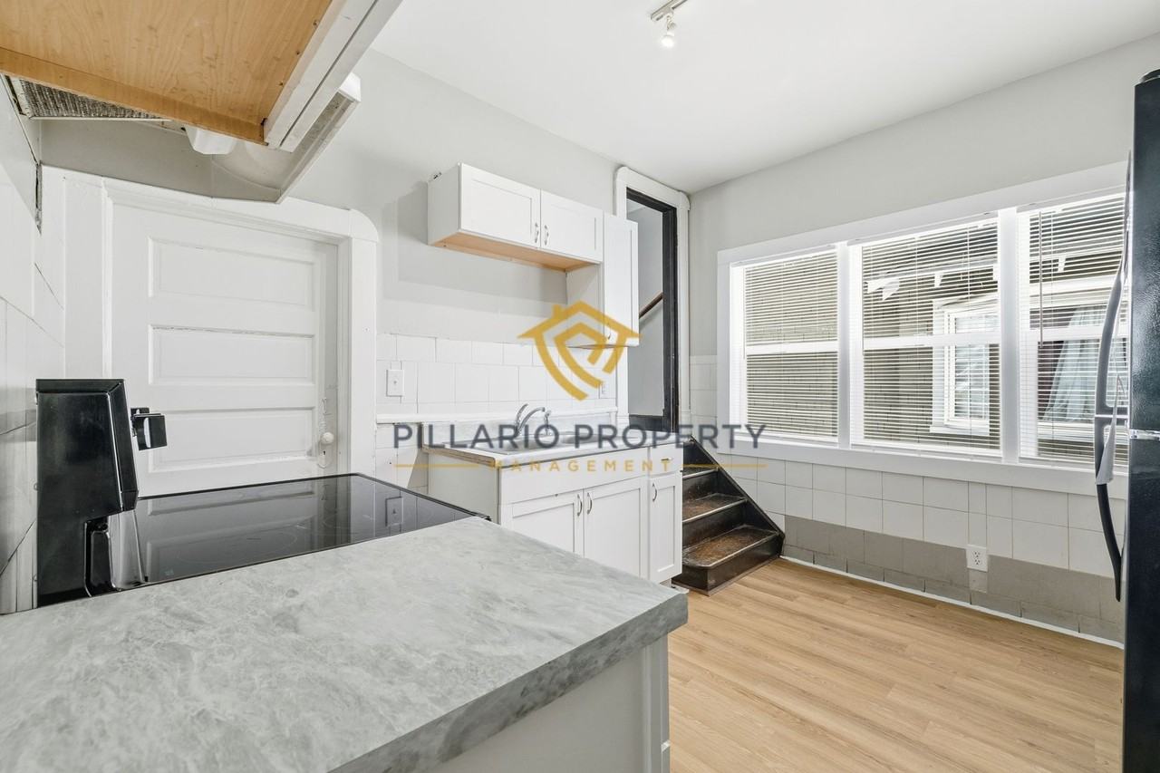 3625 N Kenwood Ave - Photo 5 of 24