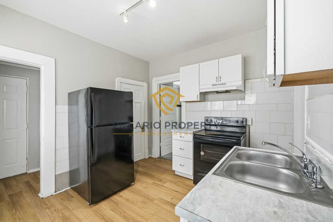 3625 N Kenwood Ave - Photo 6 of 24