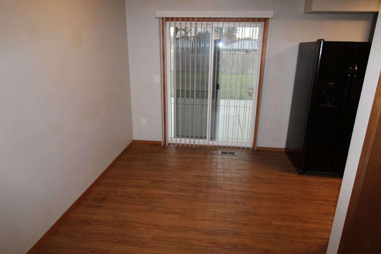 6903 N Cincinnati St - Photo 7 of 30