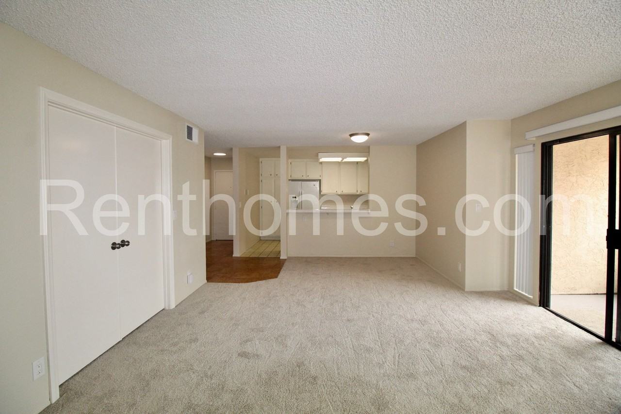 6747 Friars Rd - Photo 6 of 27