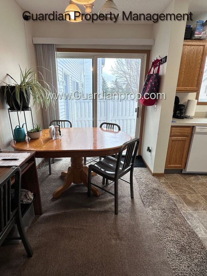 15581 Flight Way - Photo 2 of 18