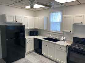 914 S 2nd - Photo 1 of 1