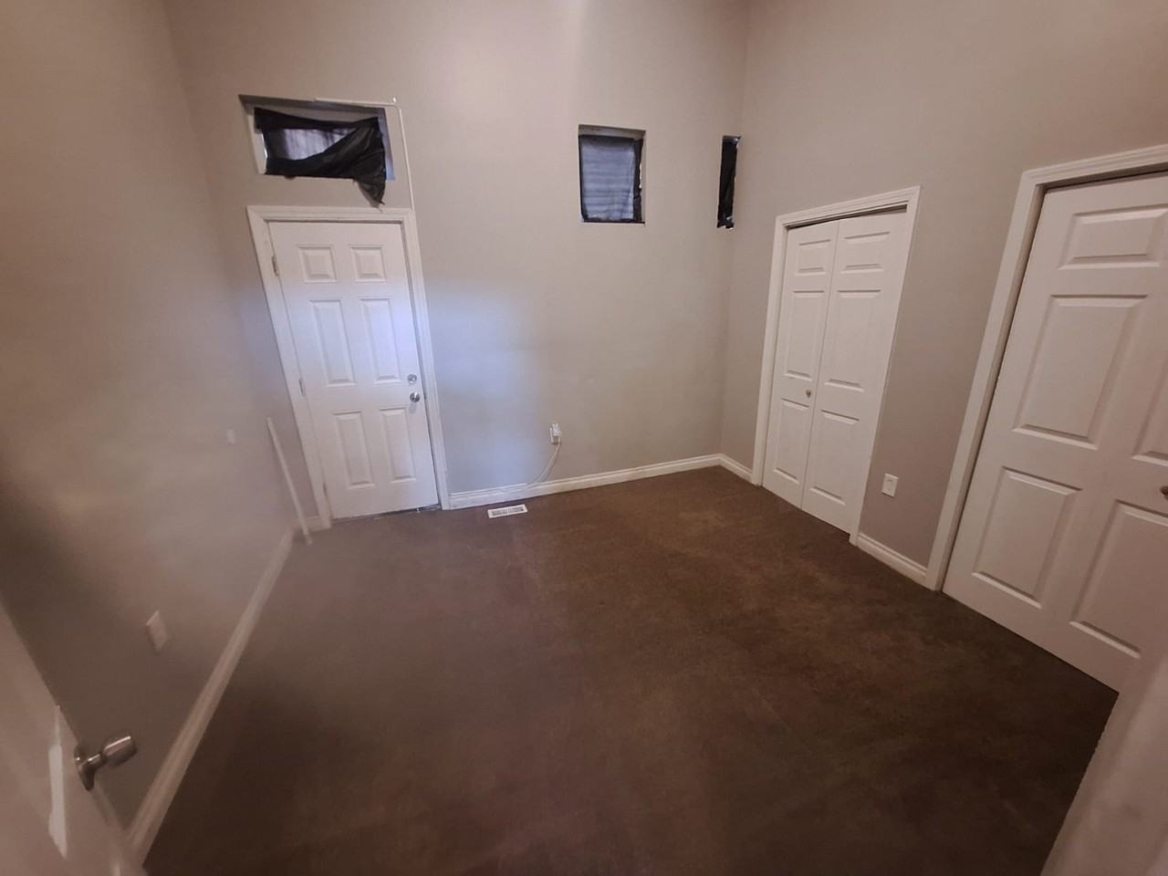 11202 Buckeye RoadSF3 - Photo 2 of 5