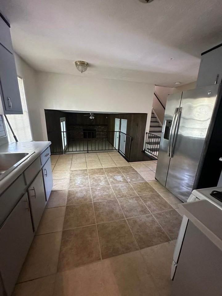 524 San Marcos Way - Photo 2 of 19