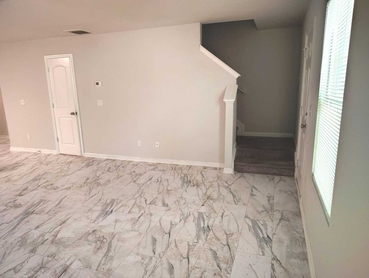 2529 Wood Bend Ln - Photo 4 of 14