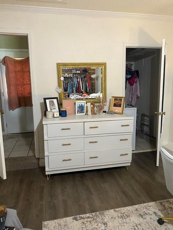 126 Glenwood Ave - Photo 4 of 6