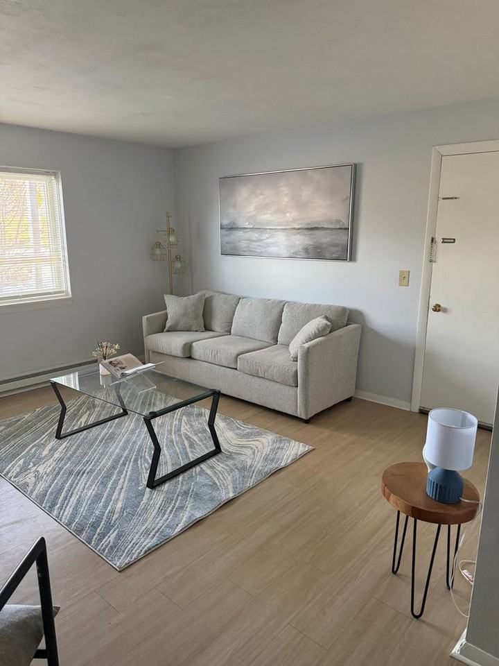 1671 Main St - SREC Leicester - Photo 3 of 13