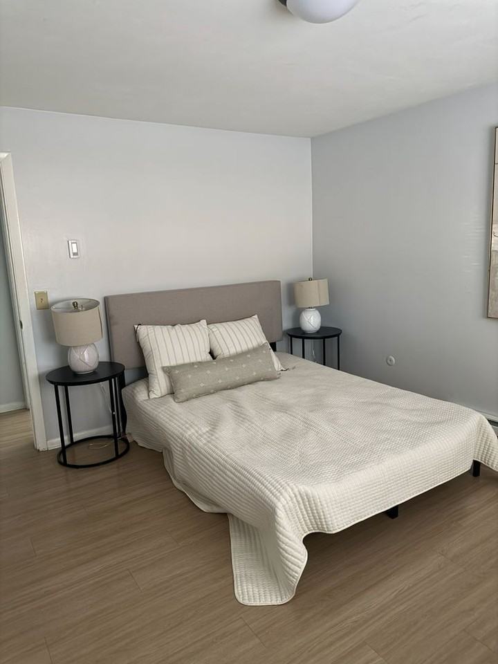 1671 Main St - SREC Leicester - Photo 5 of 13