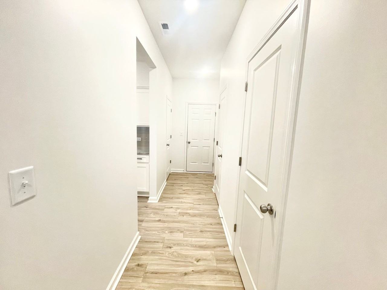 133 Lorcan Ln - Photo 7 of 19