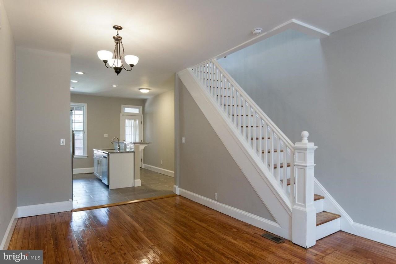 37 S Potomac St - Photo 2 of 28