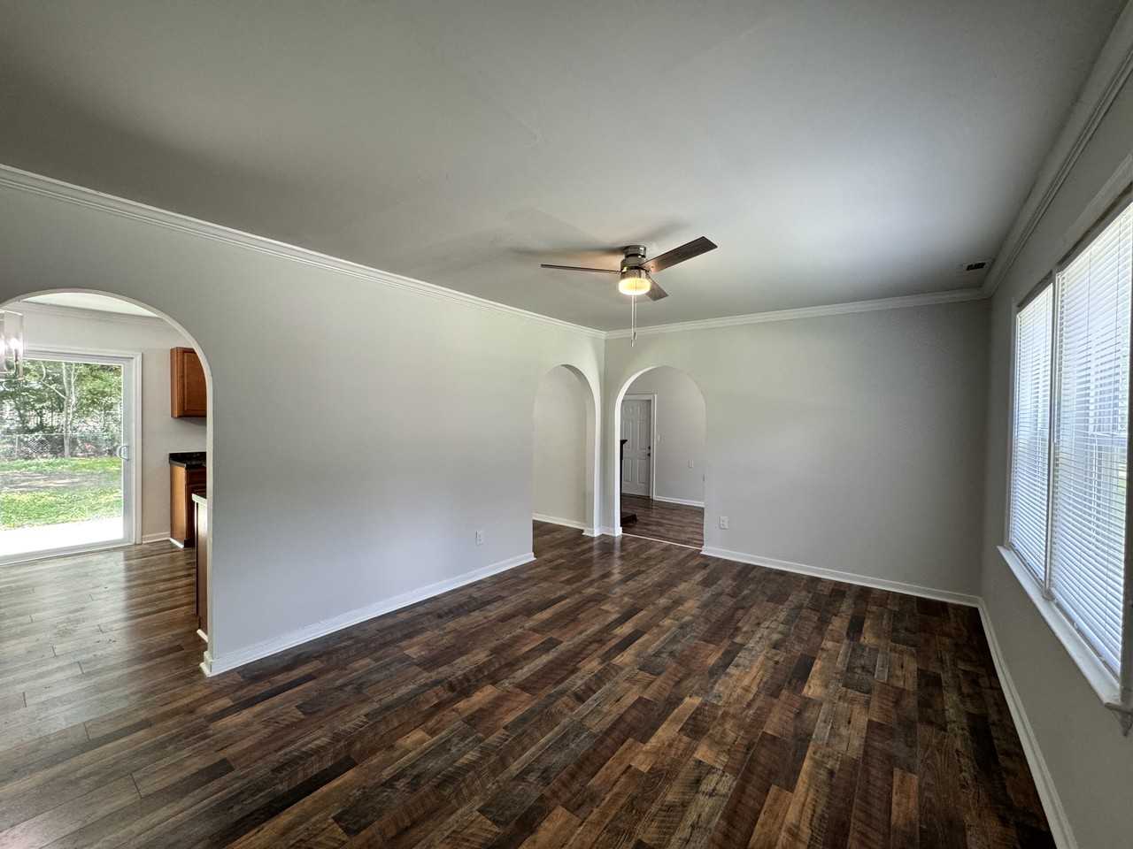 510 Redwood Pl #1 - Photo 3 of 15