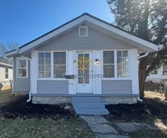 featured image of 711 W 22nd St