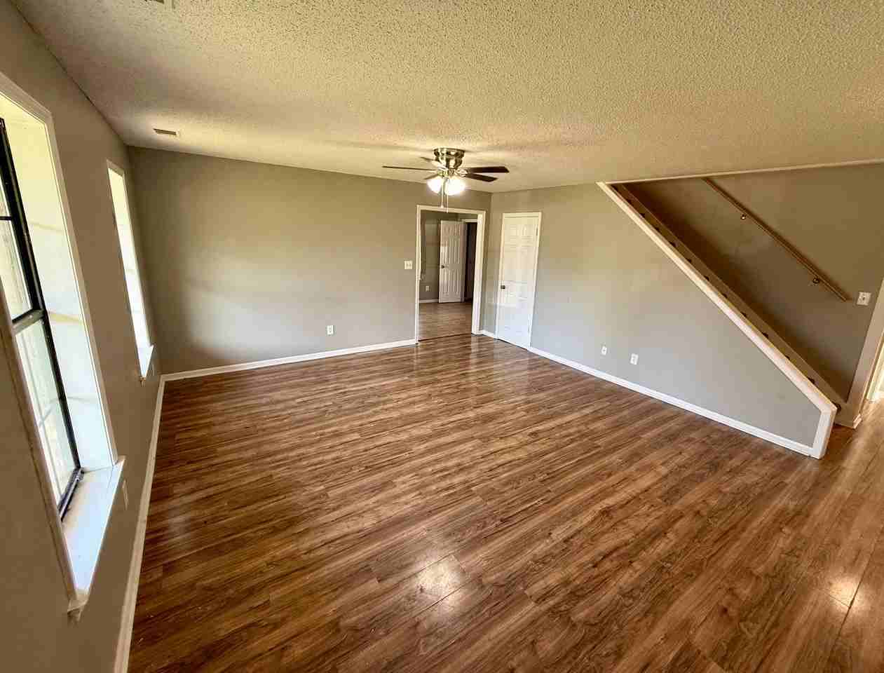 2516 Glenn Pl - Photo 3 of 17