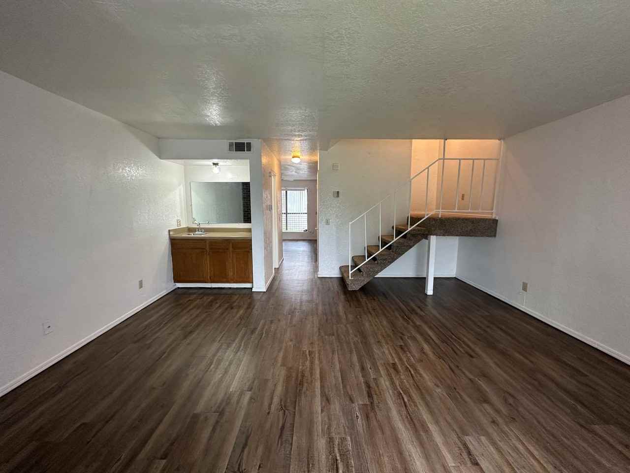 1311 Eastgate Dr - Photo 4 of 45