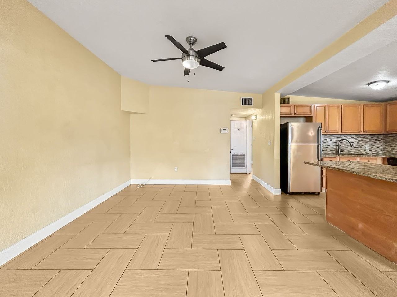 9129 82nd Way - Photo 4 of 15