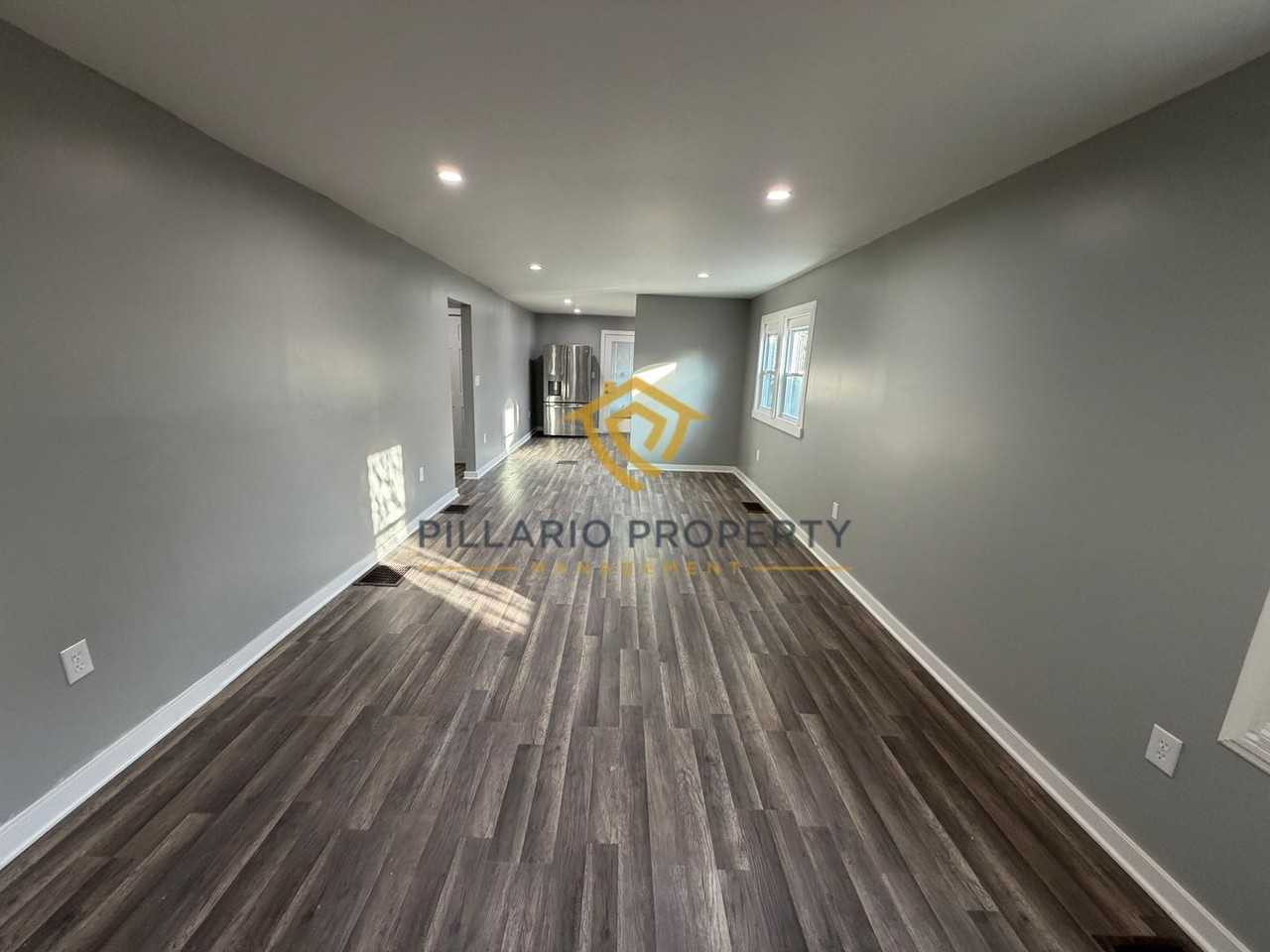 3906 Hoyt Ave - Photo 4 of 9