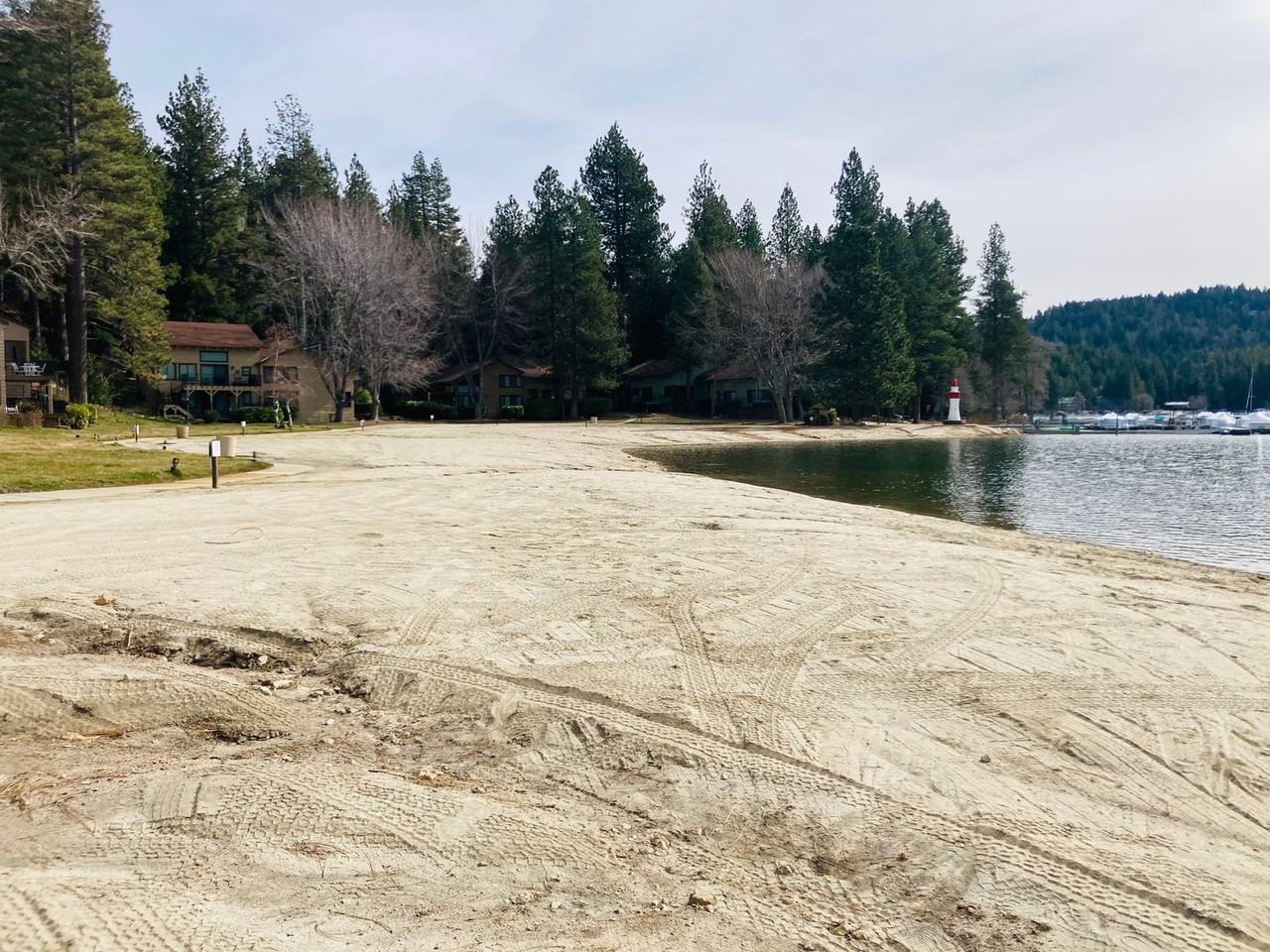 1170 Peninsula Dr - Photo 3 of 33