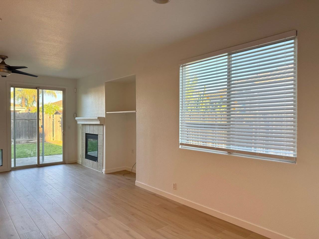 10031 Waterfield Dr - Photo 6 of 14