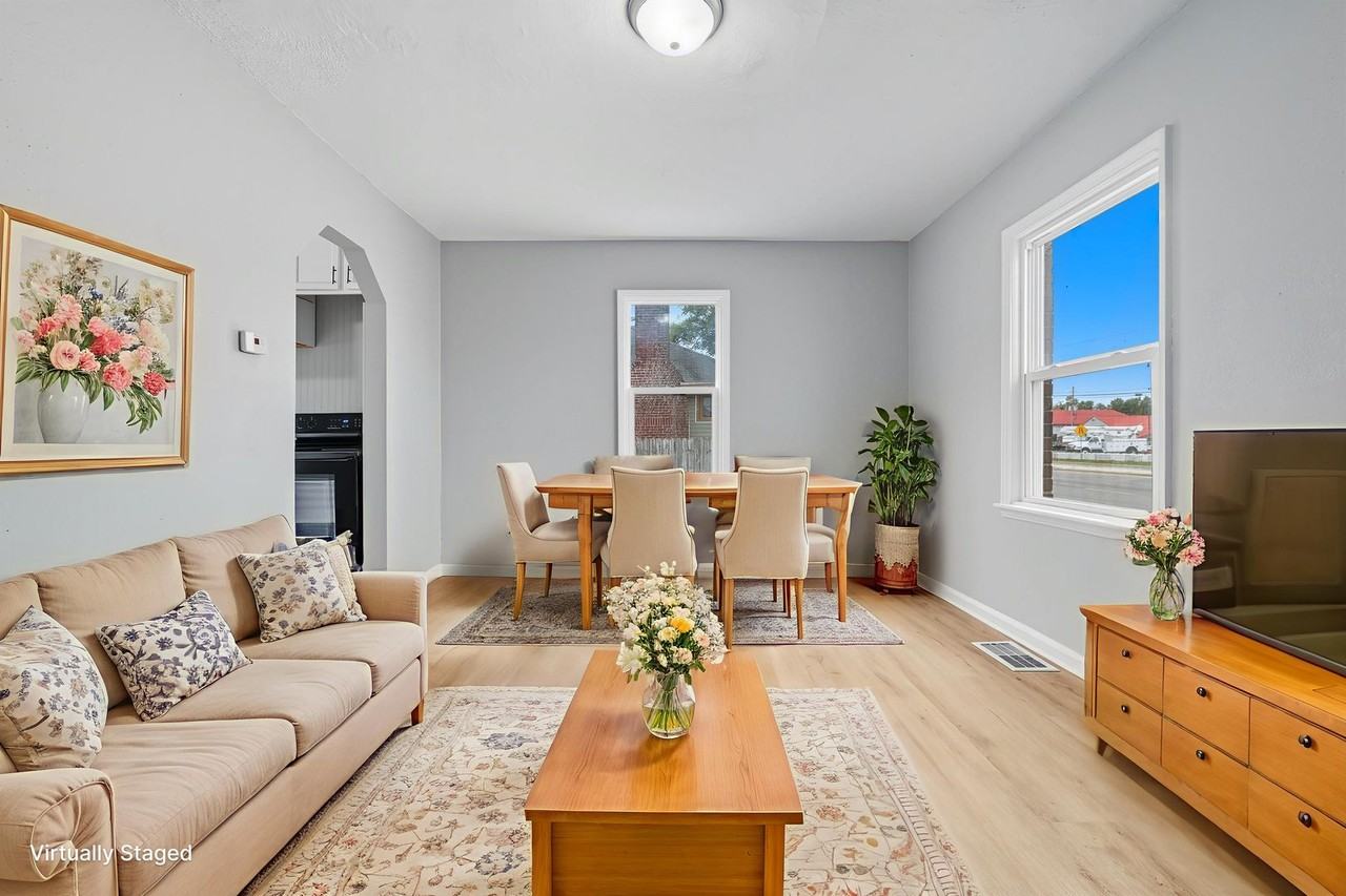 15 S Post Rd - Photo 4 of 18