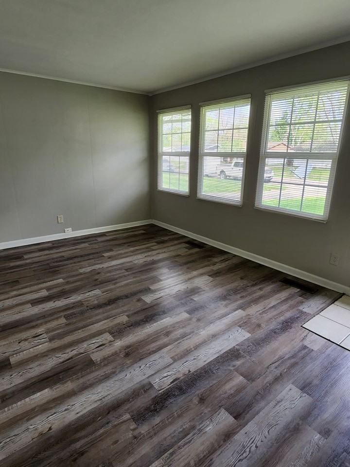 3640 Yellowstone Ave - Photo 3 of 16