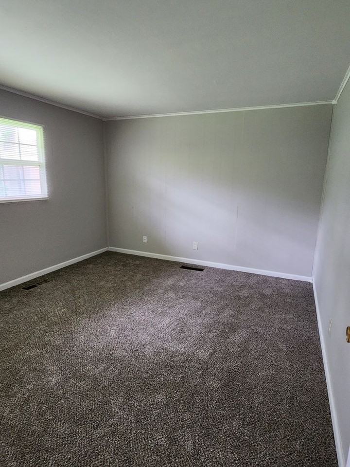 3640 Yellowstone Ave - Photo 4 of 16