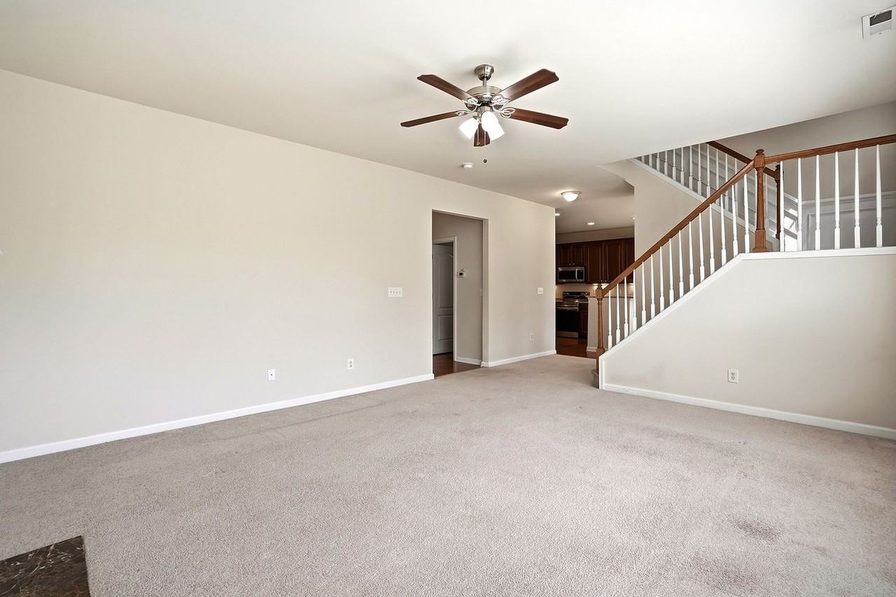 12586 Honeychurch St - Photo 3 of 30