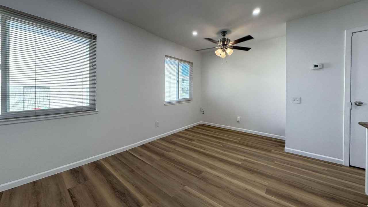 3532 Rainbow Ln - Photo 4 of 15