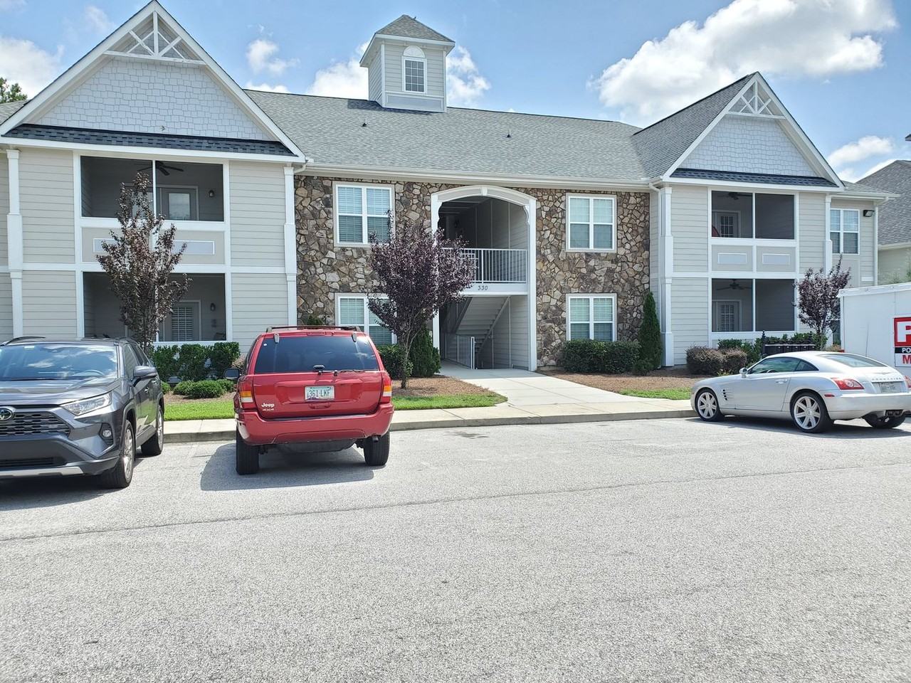 330 Gallery Dr